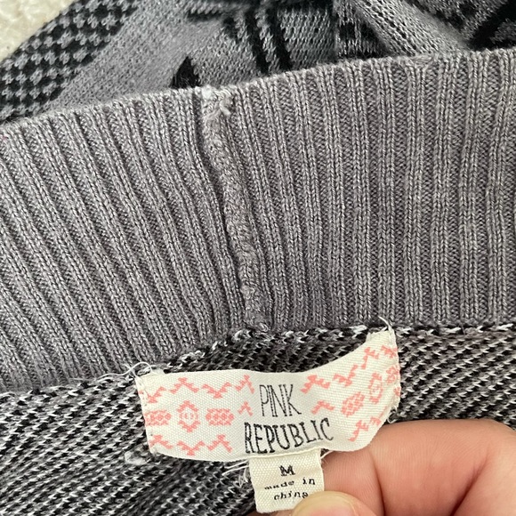 Pink Republic Cardigan - Picture 5 of 6